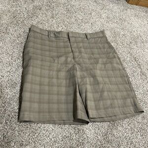 Walter Hagen Plaid Shorts